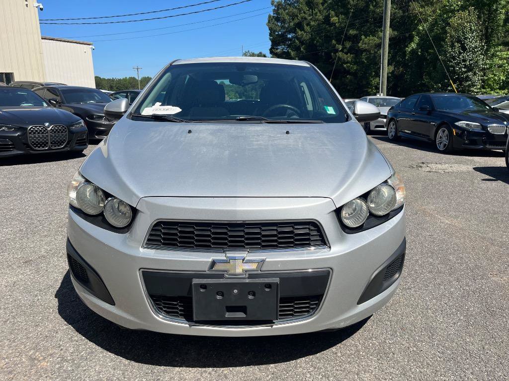 Used 2014 Chevrolet Sonic LT w/ Fun and Sun Package FWD image 3
