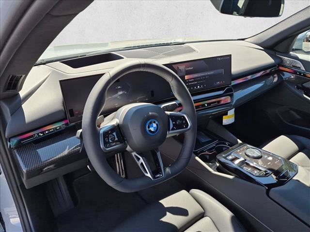 New 2027 BMW i5 eDrive40 w/ M Sport Package RWD image 3
