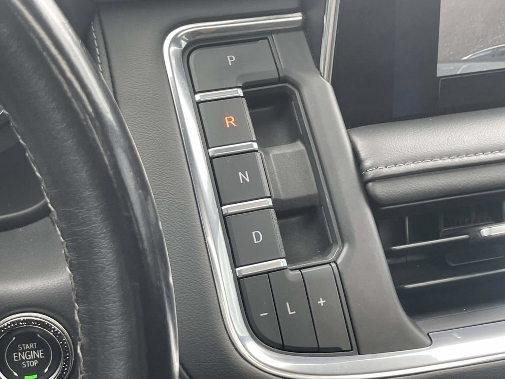 Used 2023 Chevrolet Tahoe Z71 AWD/4WD image 32