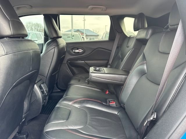 Used 2022 Jeep Cherokee Trailhawk w/ Sound & Nav Group image 9