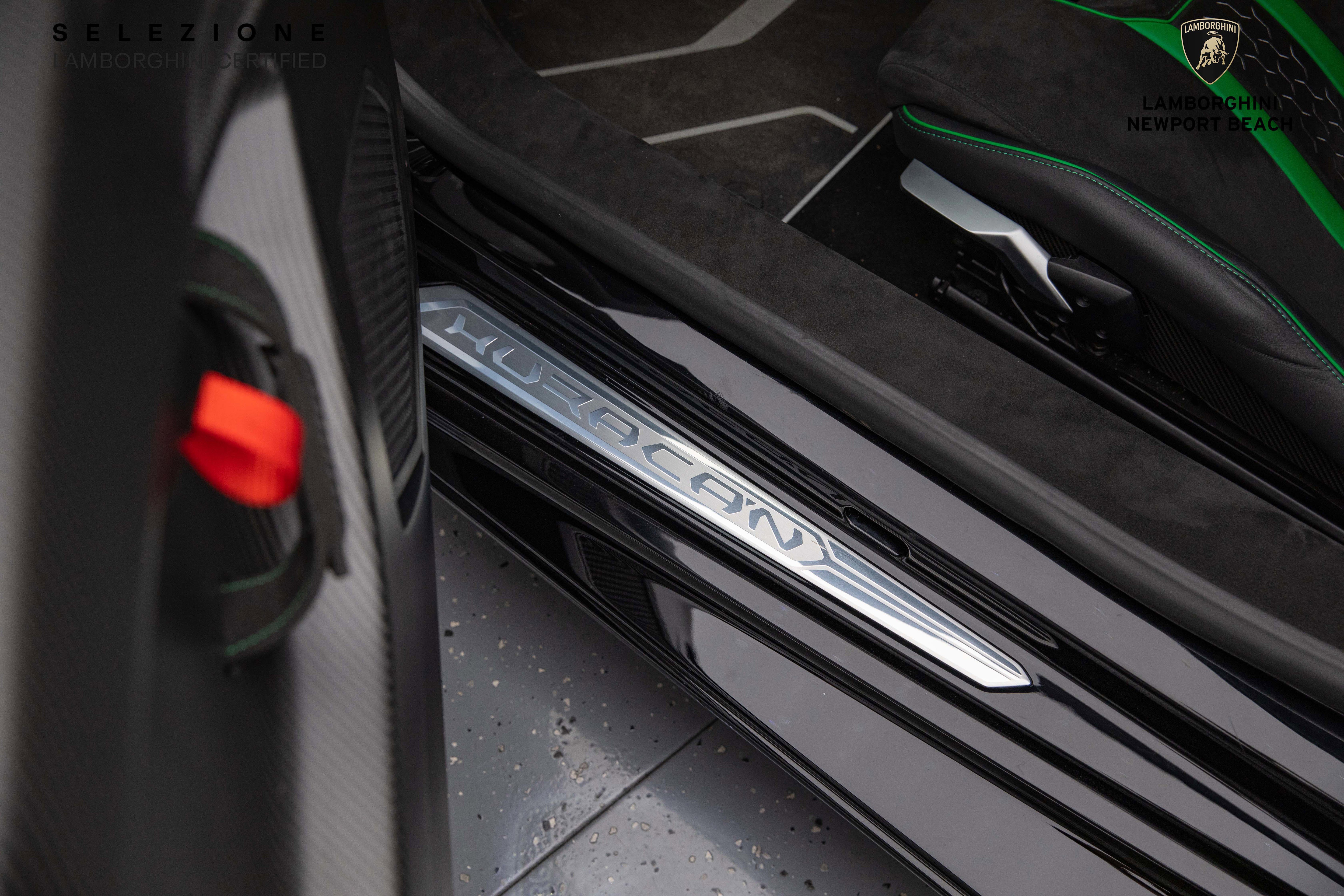 Used 2023 Lamborghini Huracan Tecnica image 23