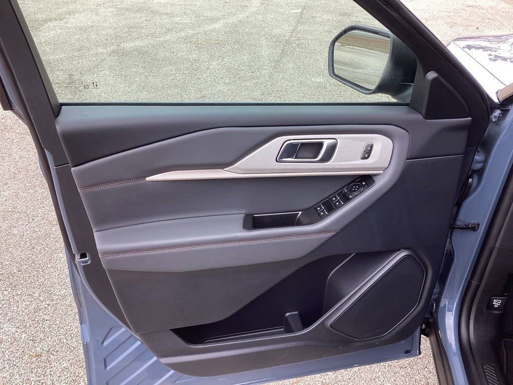 New 2026 Ford Explorer Active image 25