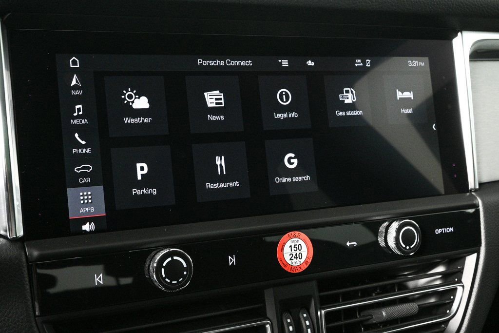 Certified 2026 Porsche Macan image 16