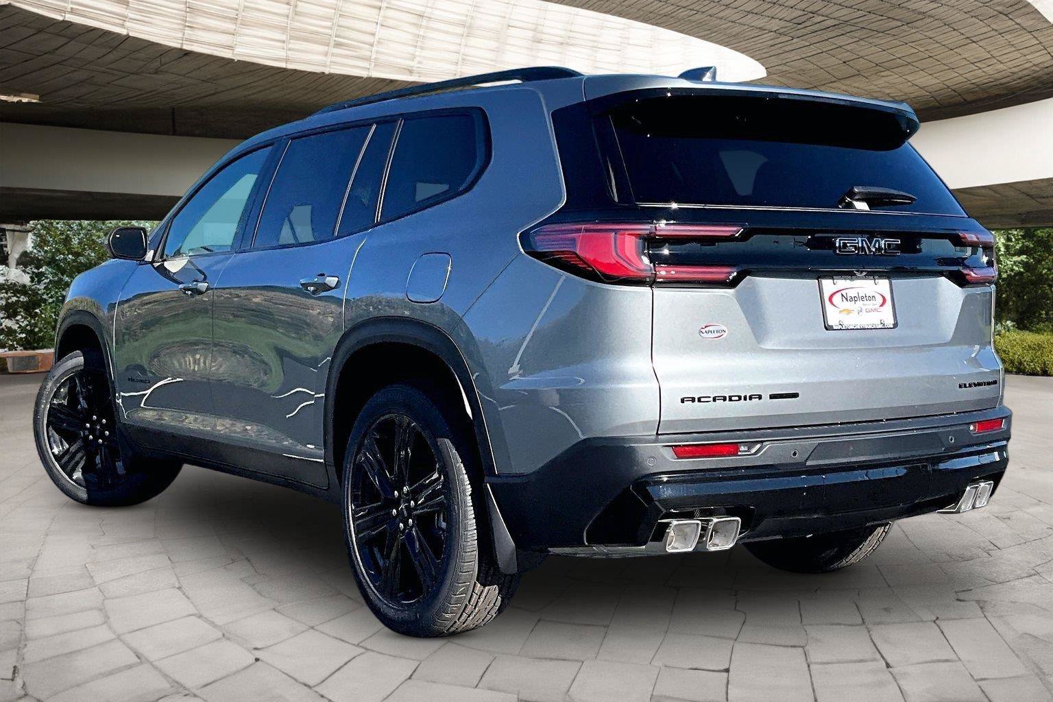 New 2027 GMC Acadia Elevation w/ Elevation Premium Package AWD/4WD image 3