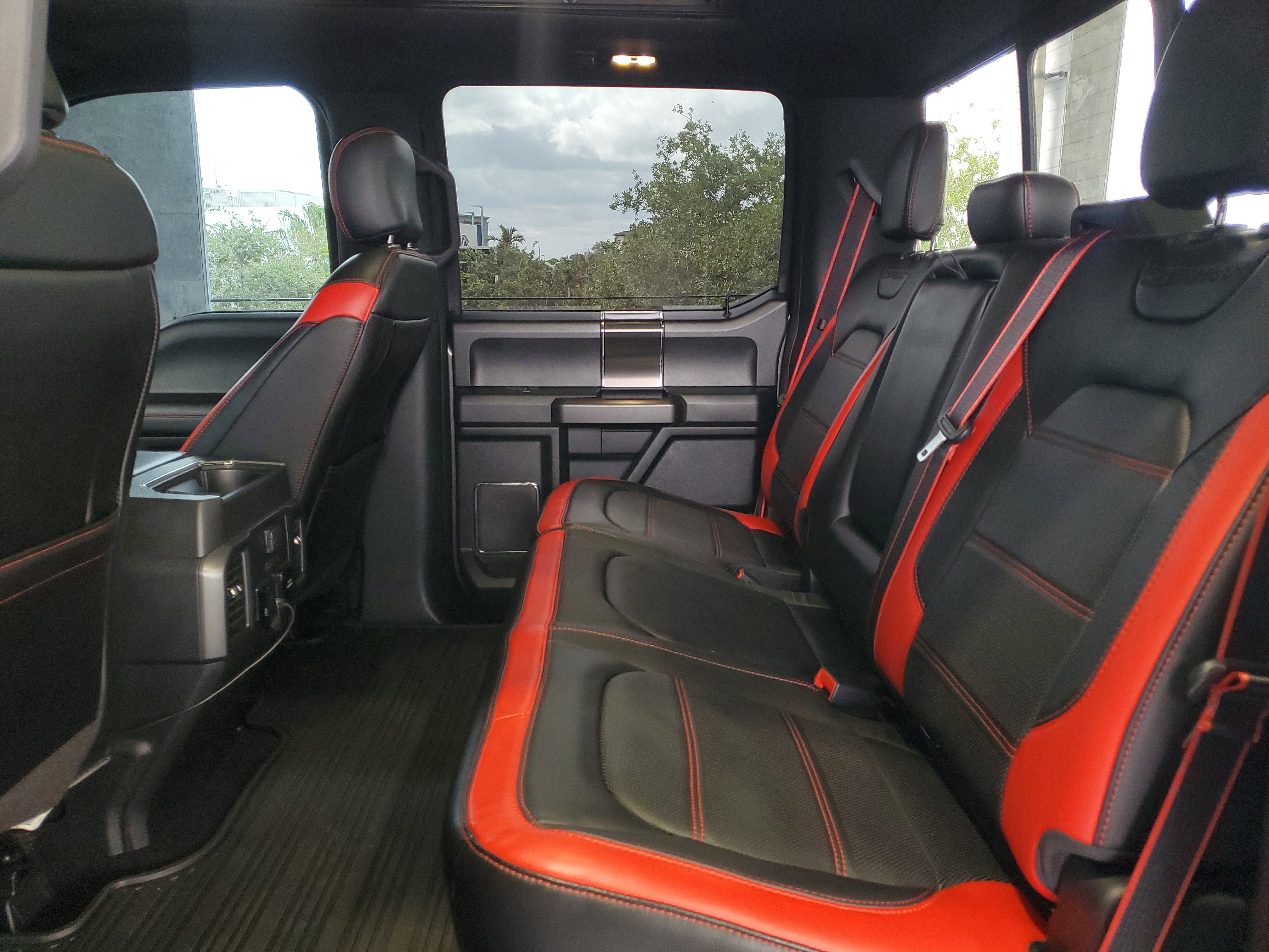Used 2019 Ford F150 Lariat w/ Equipment Group 502A Luxury AWD/4WD image 9