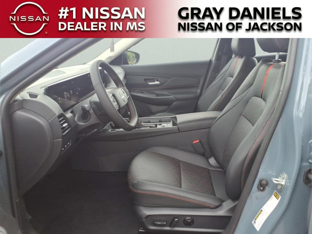 New 2026 Nissan Sentra SR w/ SR Premium Package FWD image 21