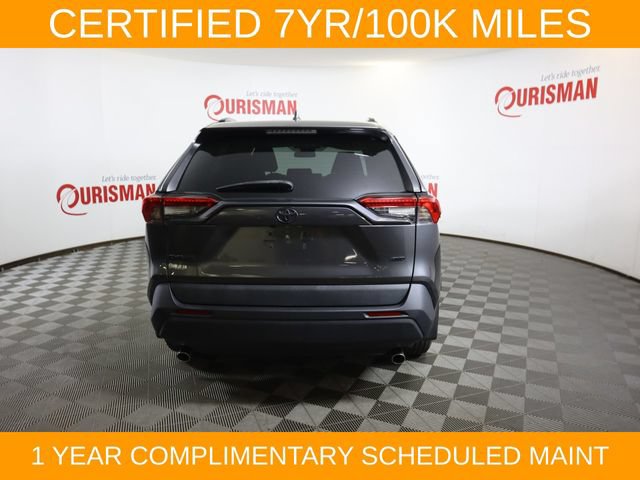 Used 2021 Toyota RAV4 LE w/ Carpet Mat Package (TMS) AWD/4WD image 26