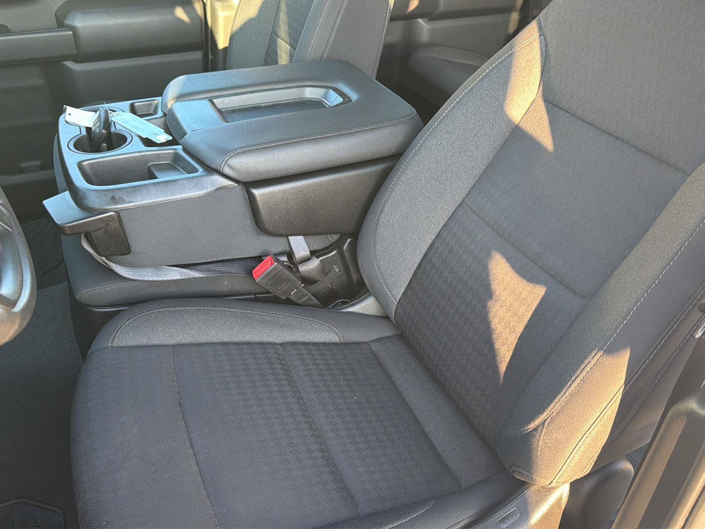 Used 2022 Chevrolet Silverado 1500 Custom RWD image 28