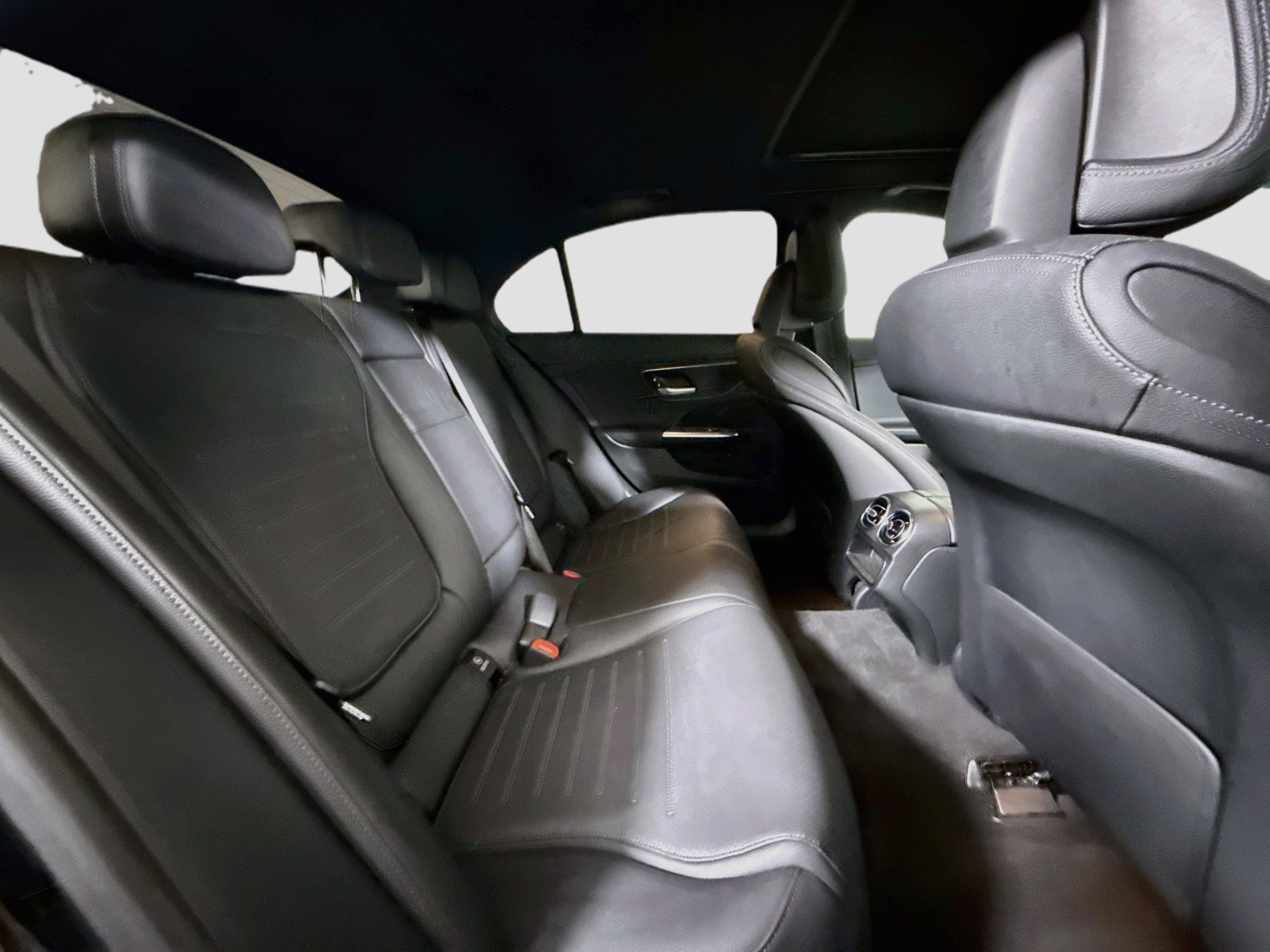 Used 2024 Mercedes-Benz C 300 Sedan w/ AMG Line w/ Night Package image 27