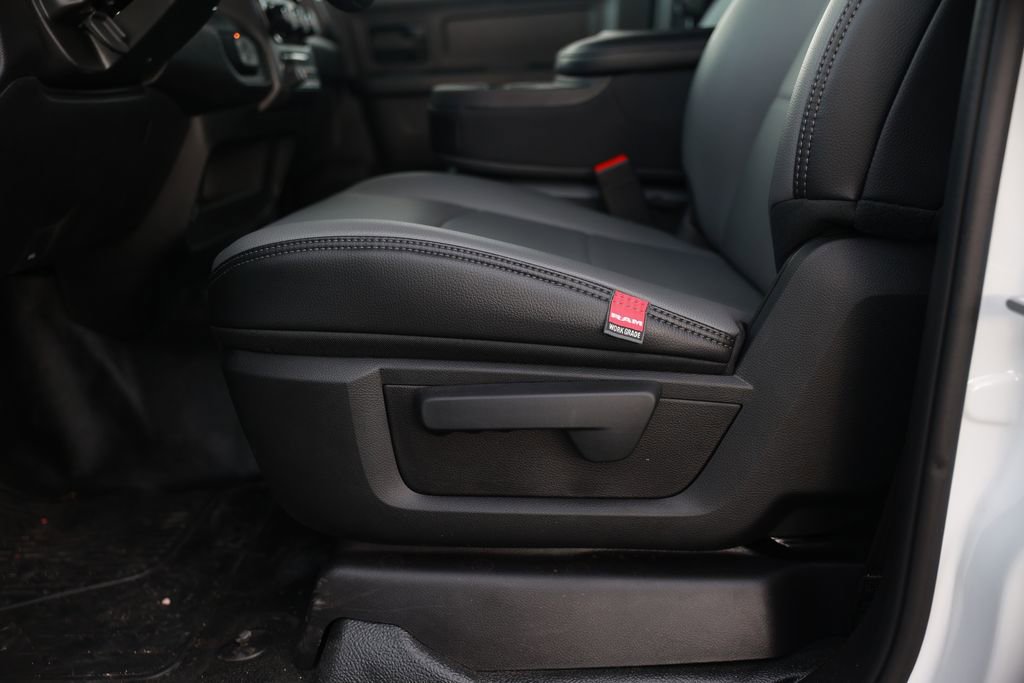 New 2026 RAM 3500 Tradesman image 31