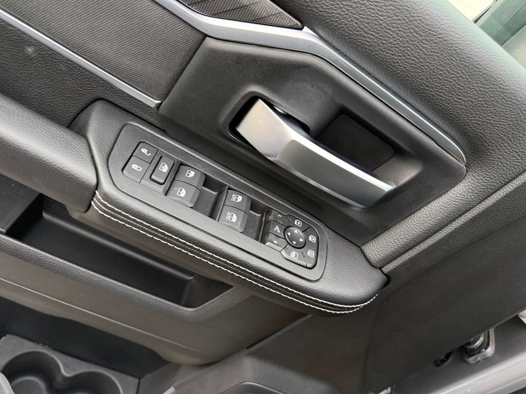 New 2026 RAM 2500 Big Horn AWD/4WD image 11