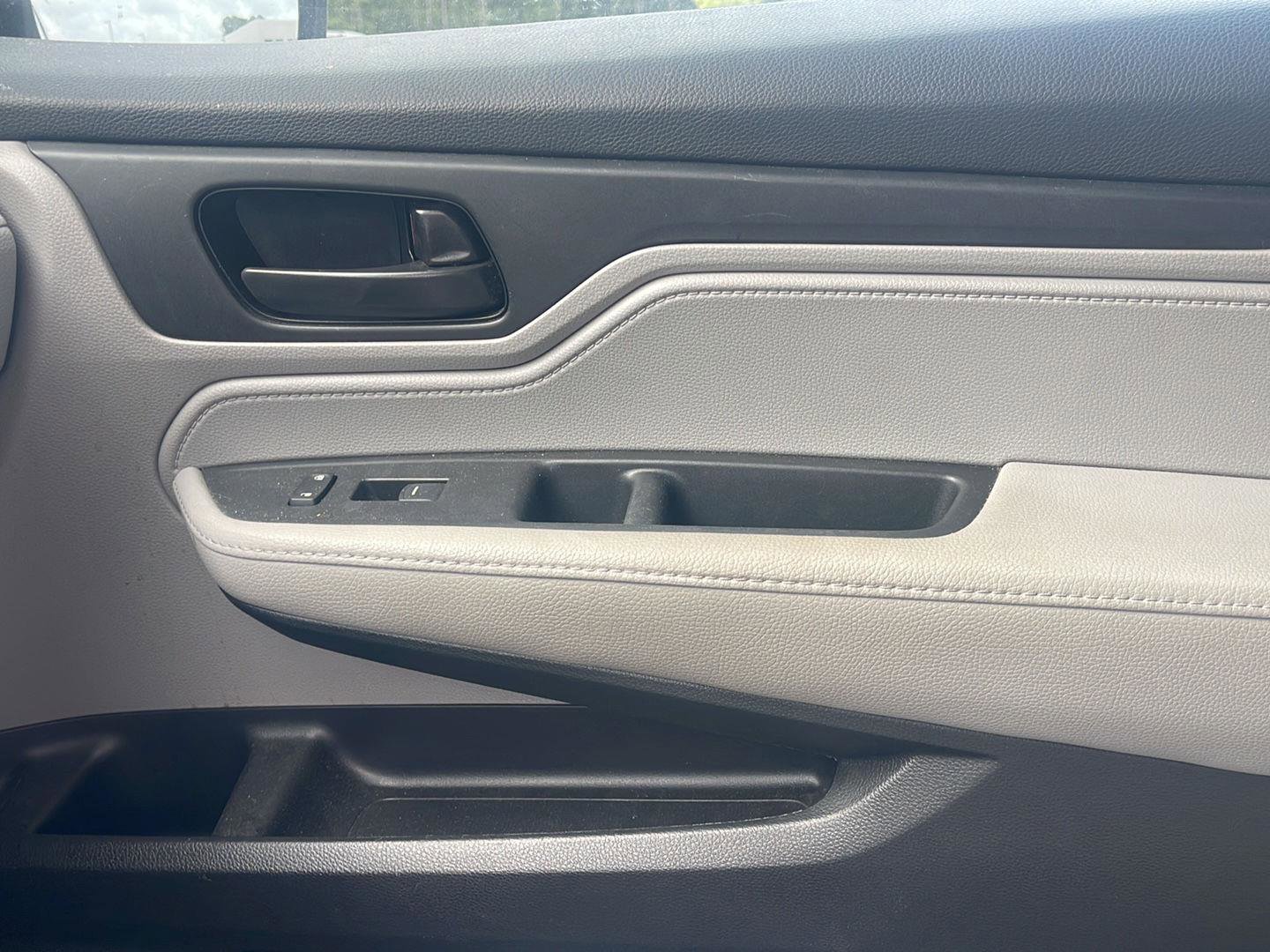 Used 2019 Honda Odyssey EX image 20