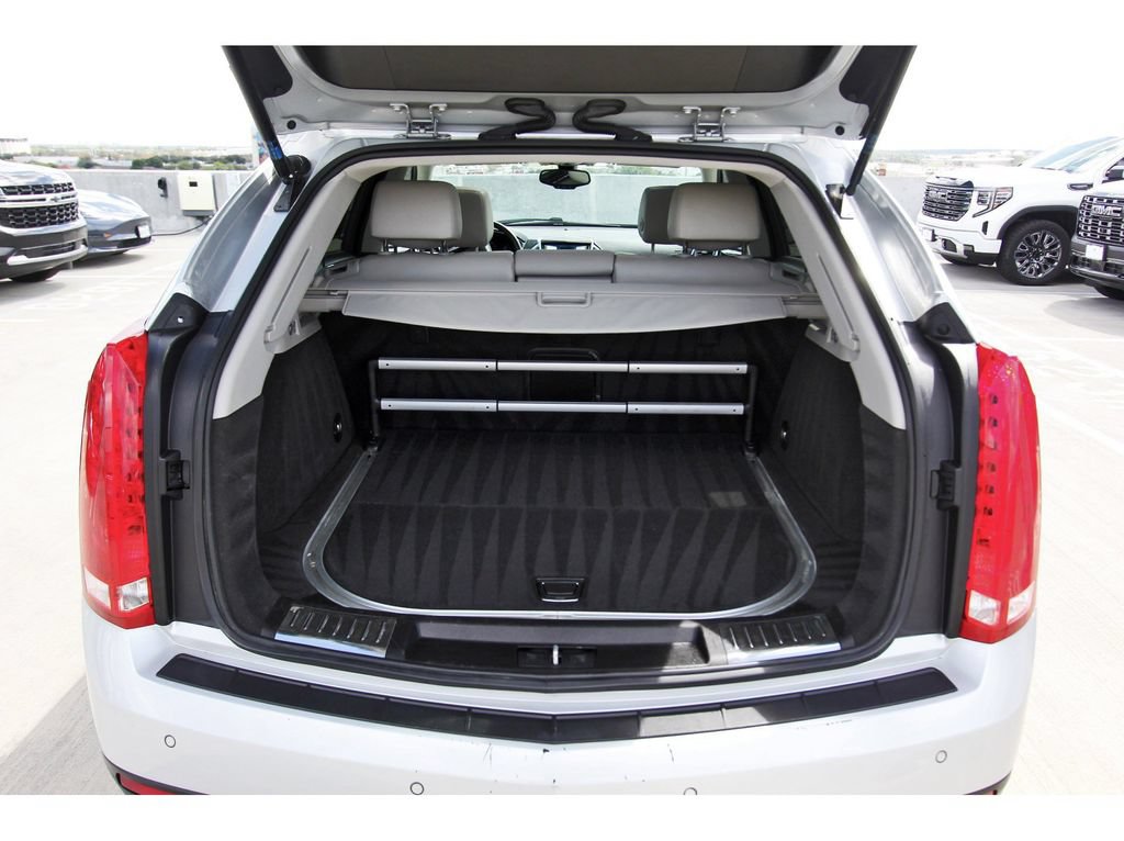 Used 2013 Cadillac SRX Luxury FWD image 29