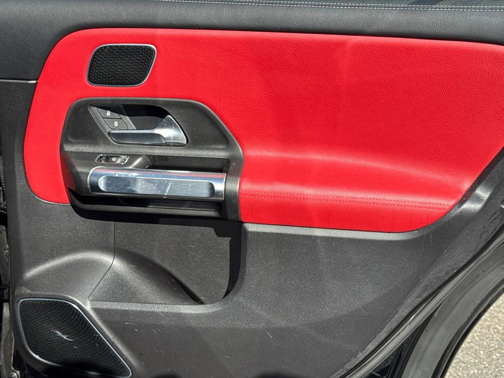 Used 2021 Mercedes-Benz GLB 35 AMG 4MATIC image 16