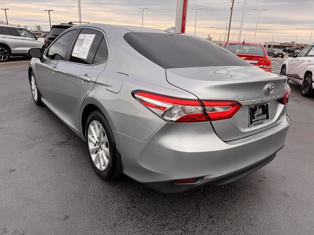 Used 2019 Toyota Camry L image 3