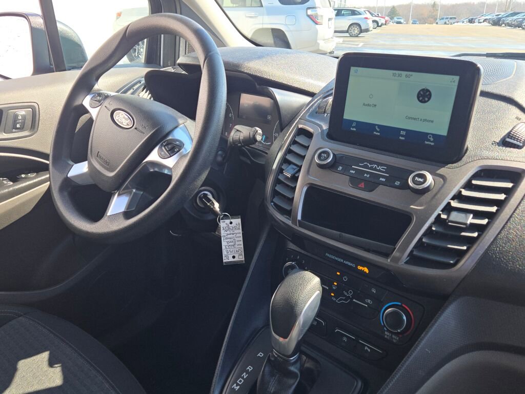 Used 2023 Ford Transit Connect XLT image 8