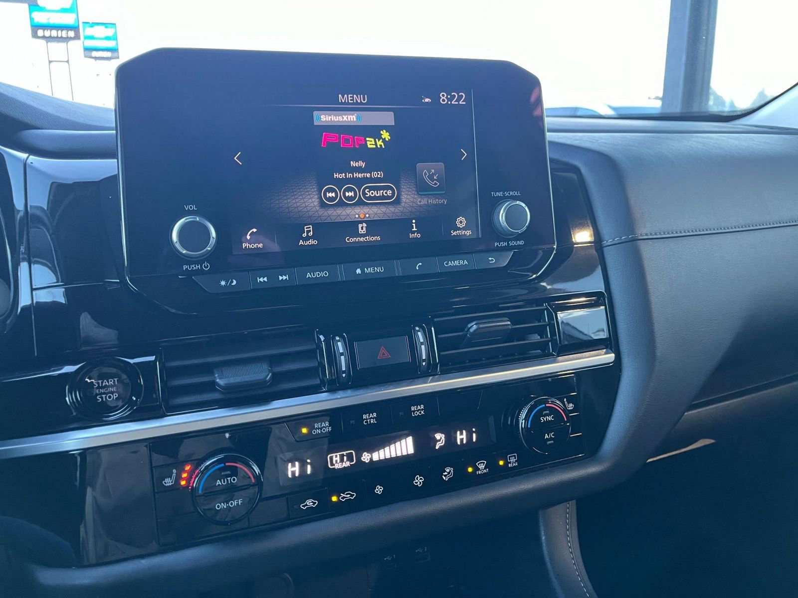 Used 2025 Nissan Pathfinder SV image 21