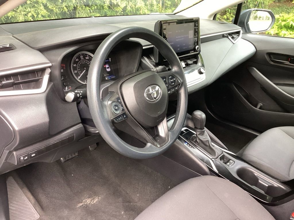 Used 2022 Toyota Corolla LE FWD image 10
