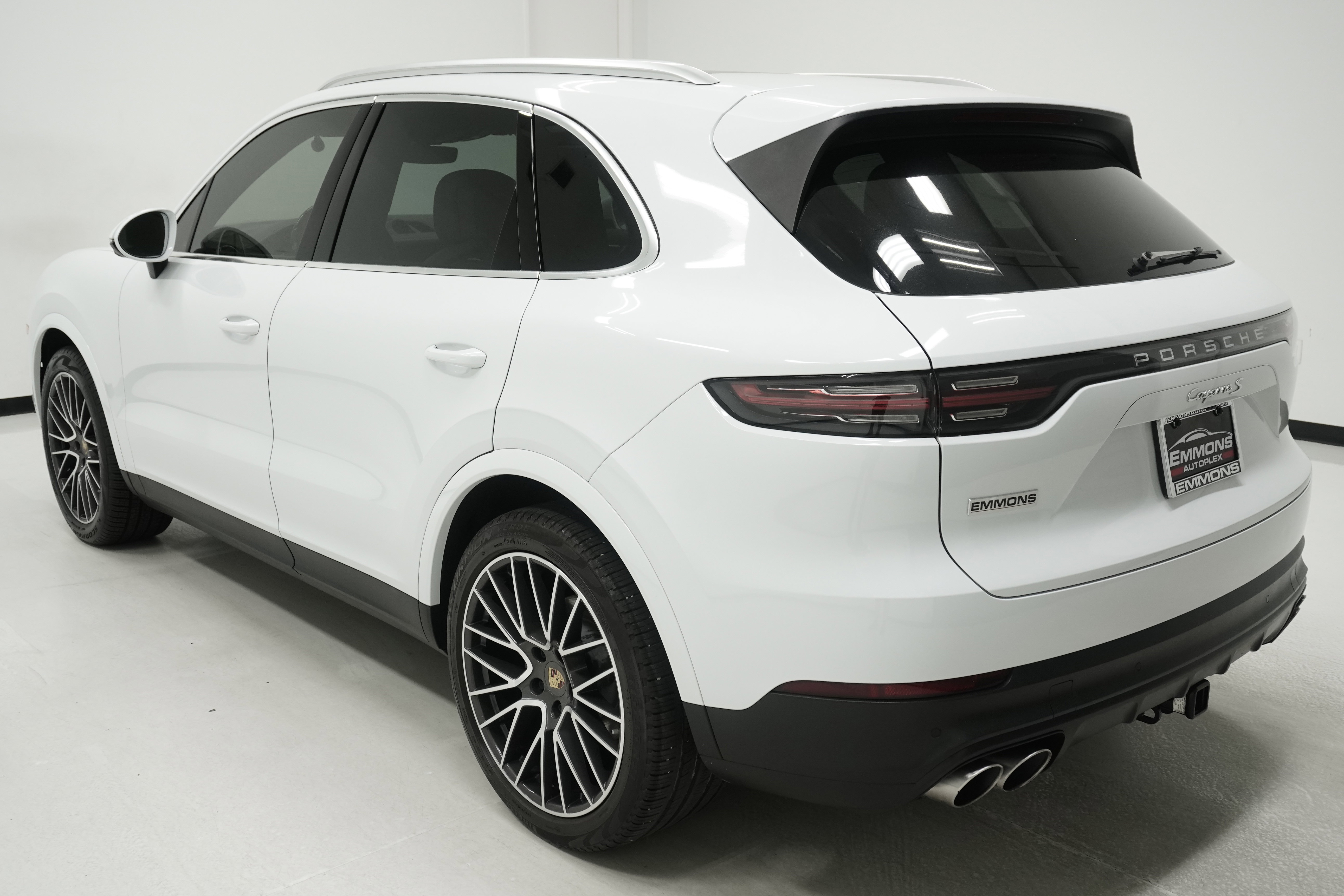 Used 2019 Porsche Cayenne S AWD/4WD image 6