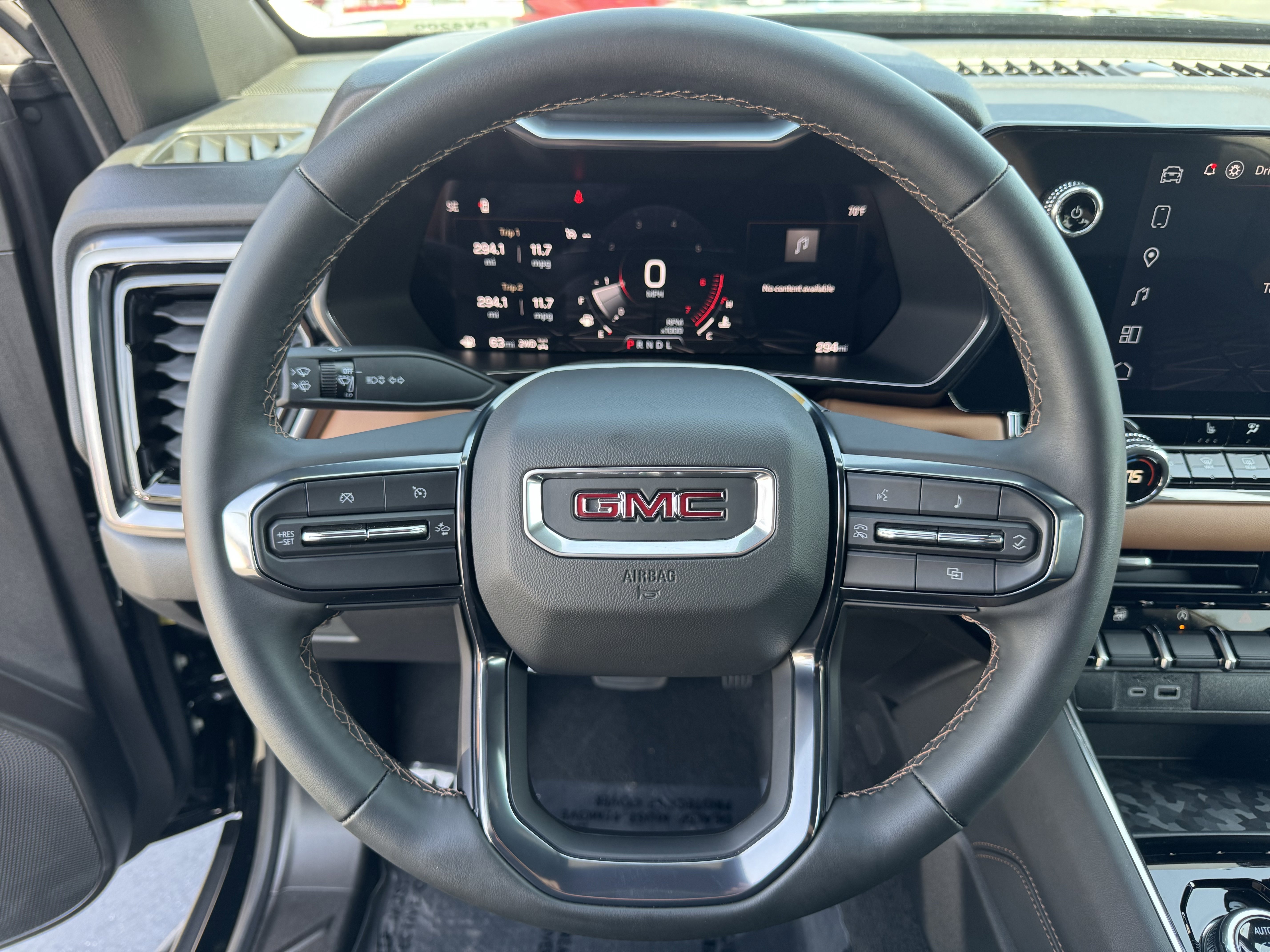 Used 2025 GMC Canyon AT4 w/ Nightfall Edition AWD/4WD image 20