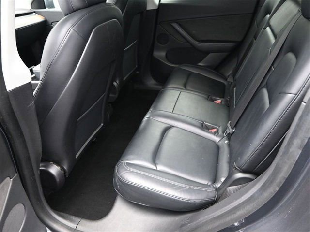Used 2021 Tesla Model Y Performance image 16