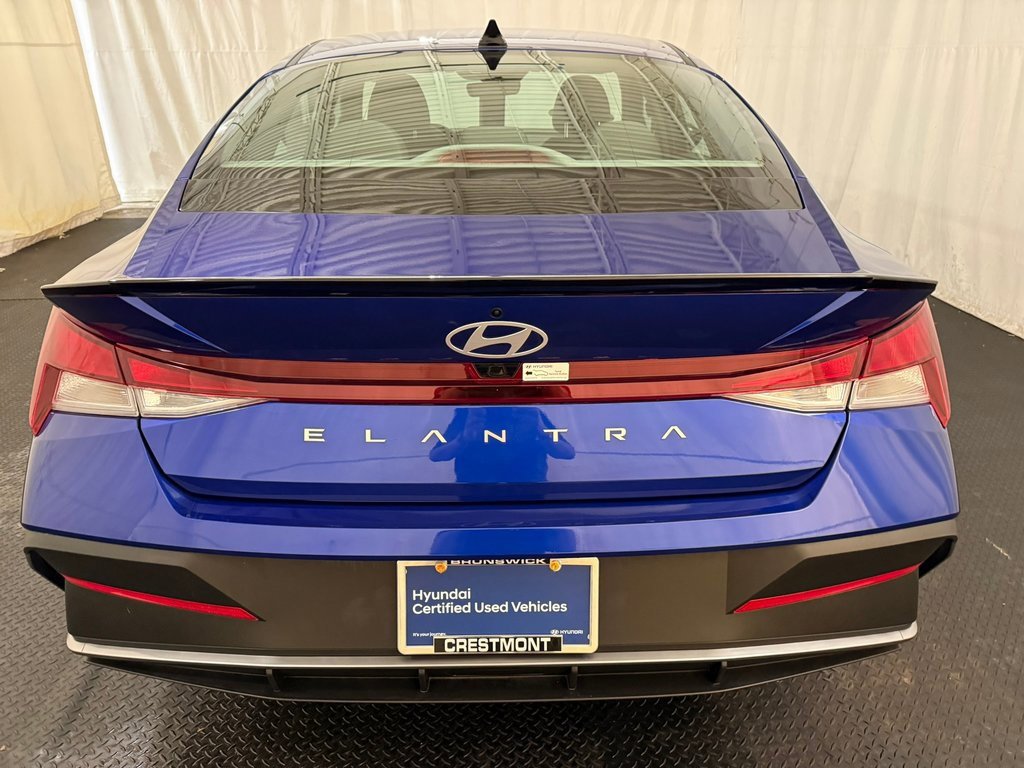 Certified 2025 Hyundai Elantra Sport image 9