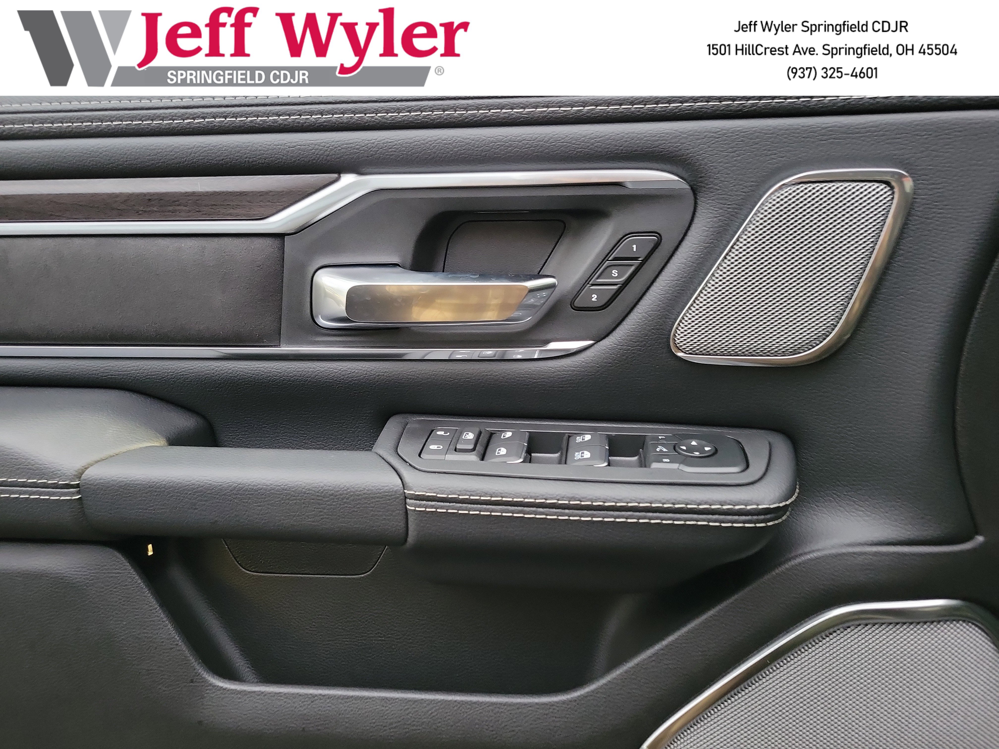 New 2026 RAM 1500 Laramie w/ Night Edition image 14