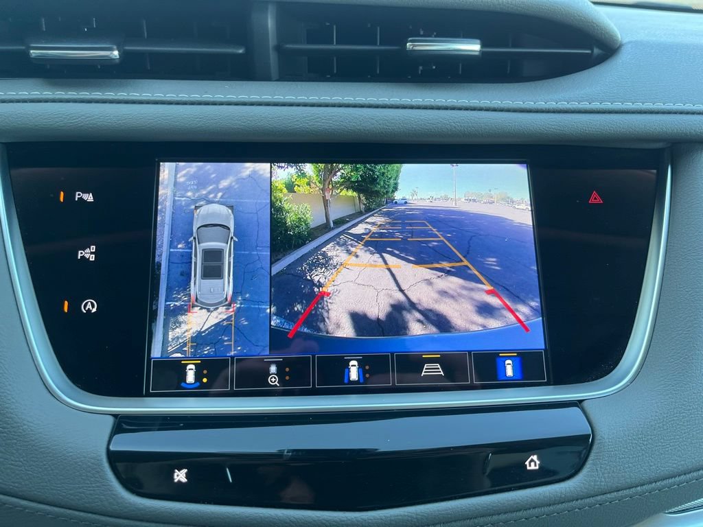 Used 2024 Cadillac XT5 Premium Luxury w/ Technology Package FWD image 37