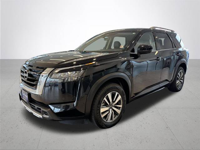 Certified 2025 Nissan Pathfinder SL AWD/4WD image 2