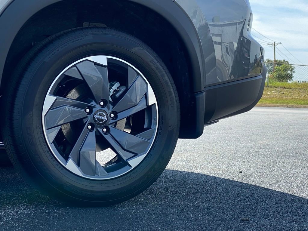 New 2026 Nissan Rogue SV image 34