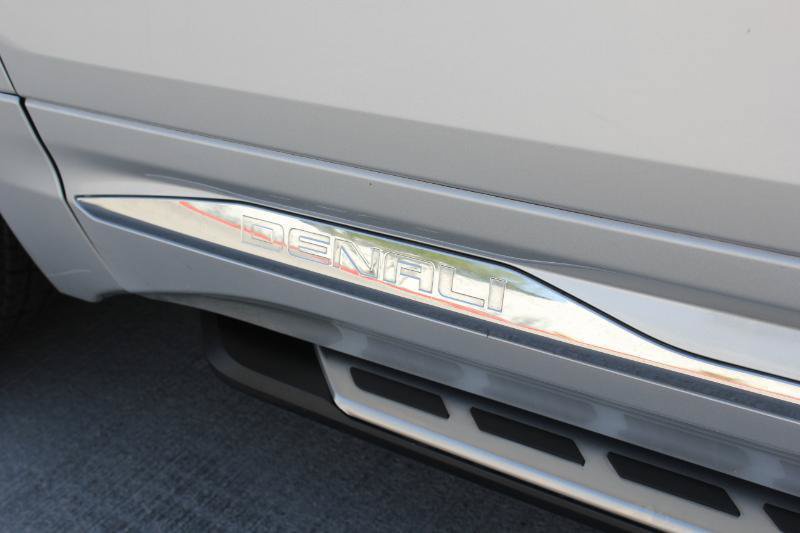 Used 2020 GMC Terrain Denali w/ Denali Premium Package AWD/4WD image 28