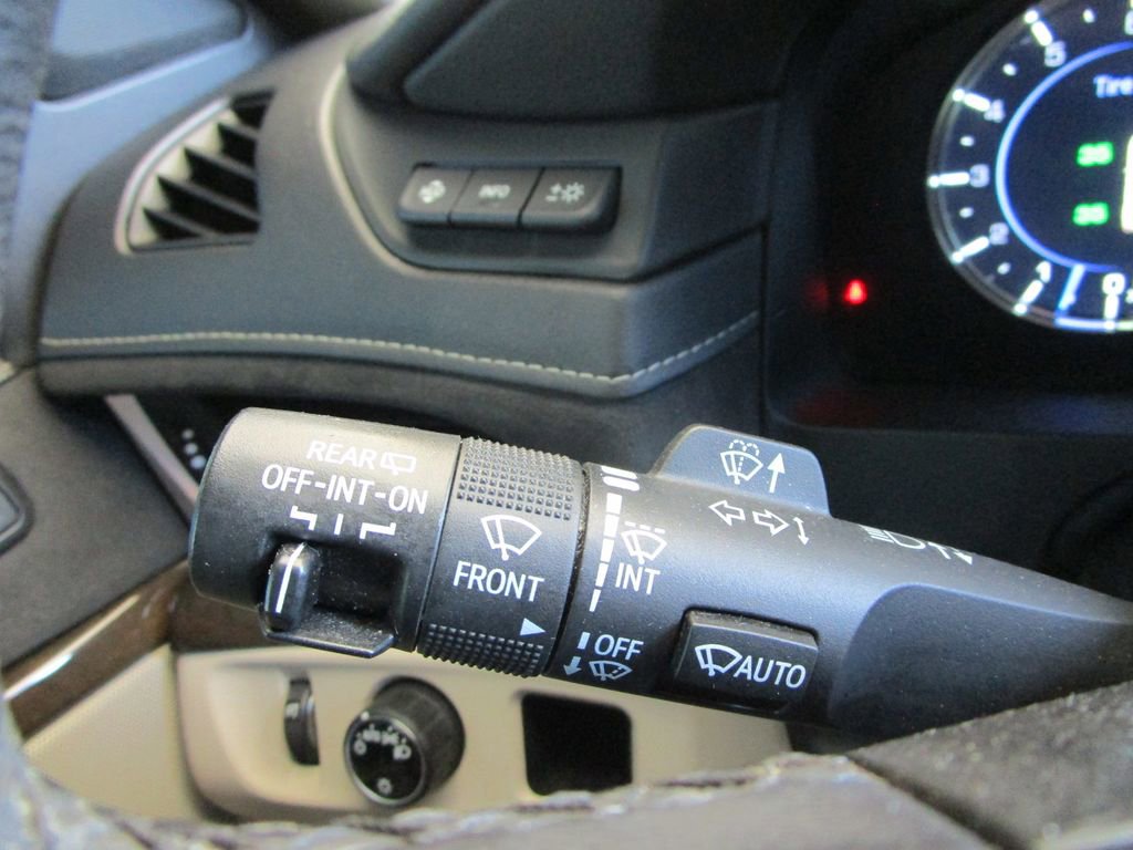 Used 2020 Cadillac Escalade Luxury image 36