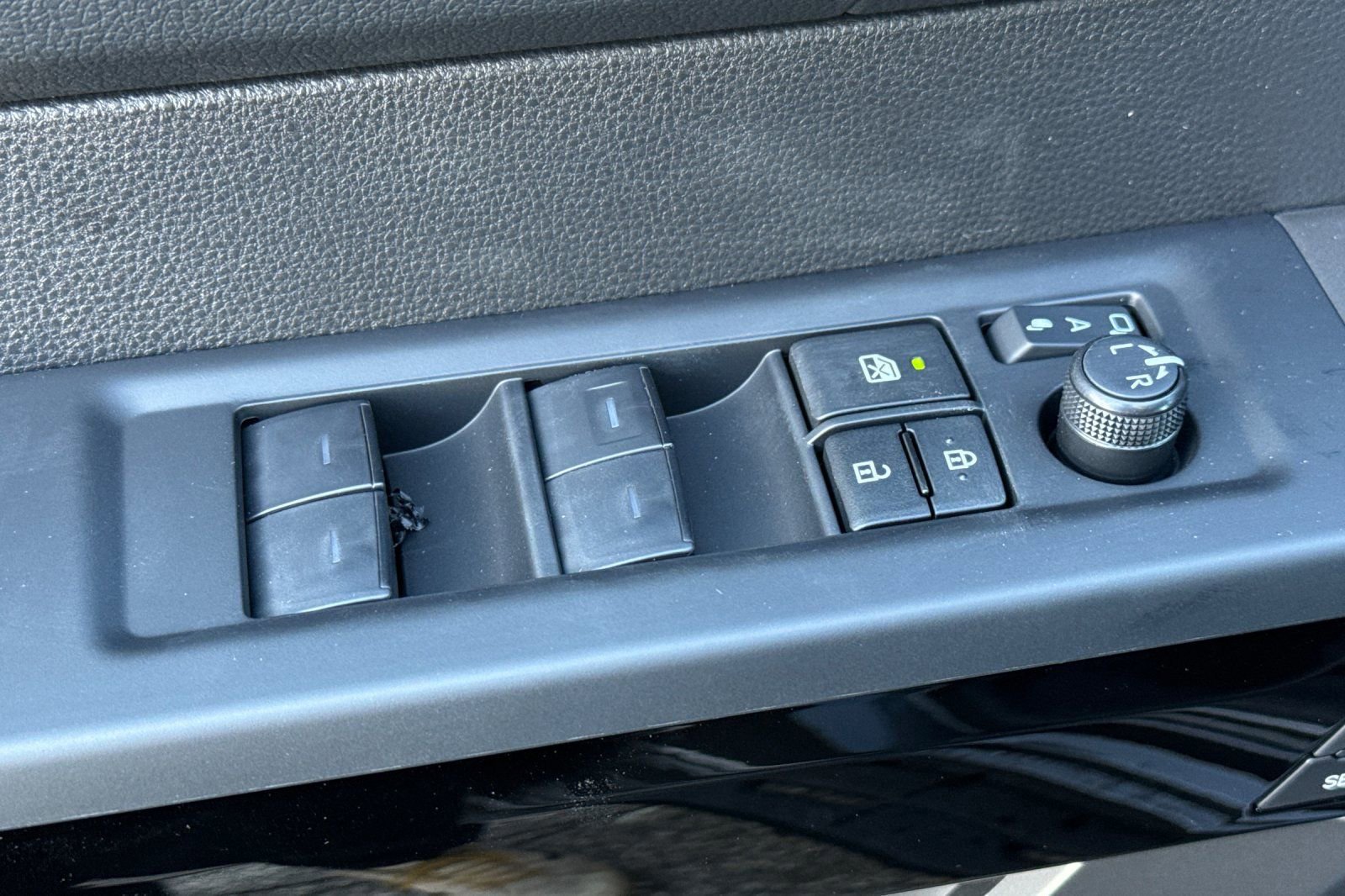 New 2026 Toyota Tundra Limited image 12