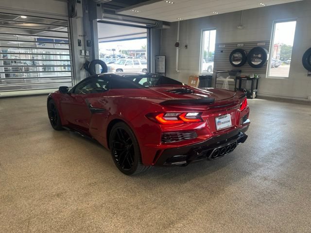 New 2027 Chevrolet Corvette Z06 w/ Stealth Interior Trim Package RWD image 7