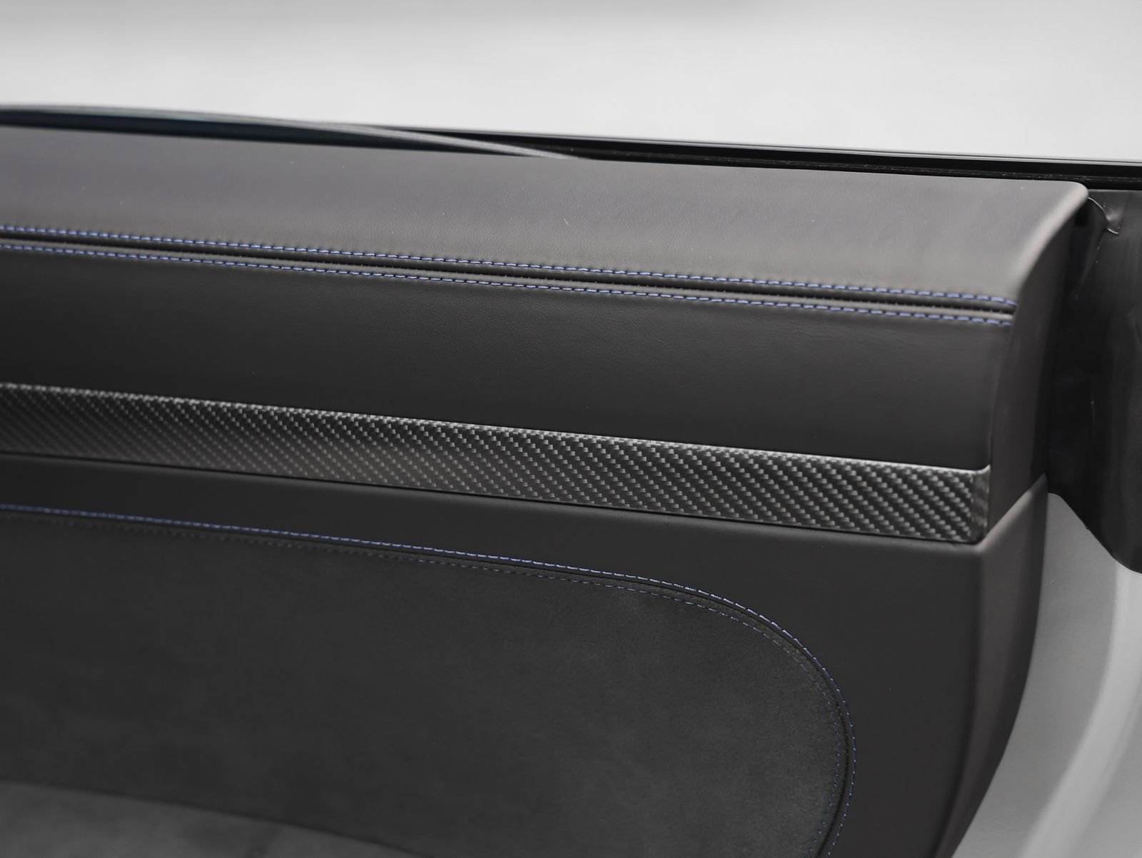 Certified 2025 Porsche 718 Cayman GT4 RS image 45