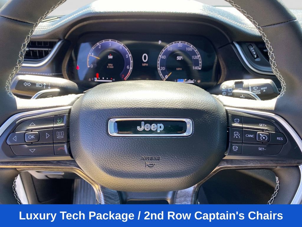 Certified 2025 Jeep Grand Cherokee L Limited w/ Luxury Tech Group II AWD/4WD image 18