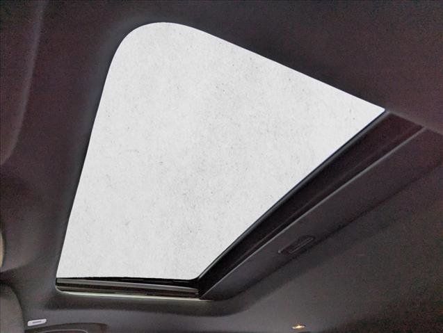 Used 2022 Jeep Grand Cherokee Limited image 15