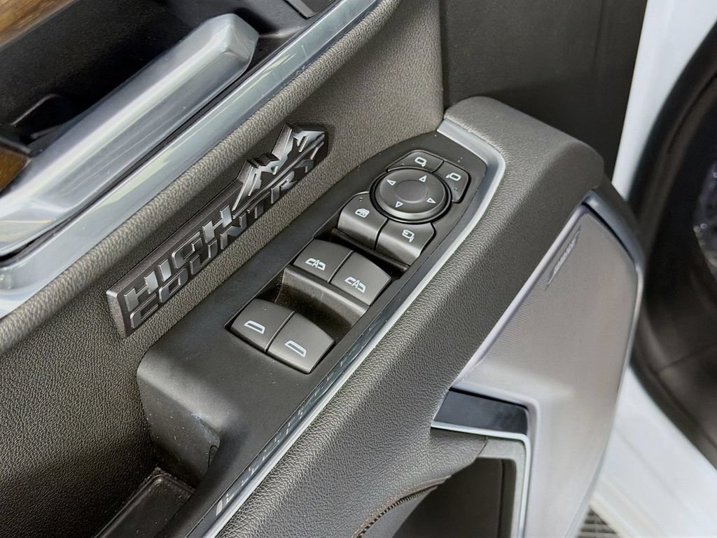 Used 2026 Chevrolet Silverado 1500 High Country AWD/4WD image 18