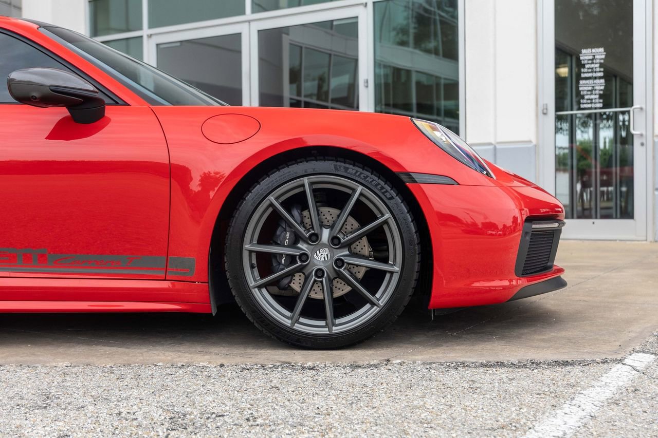 Used 2024 Porsche 911 Carrera T RWD image 5