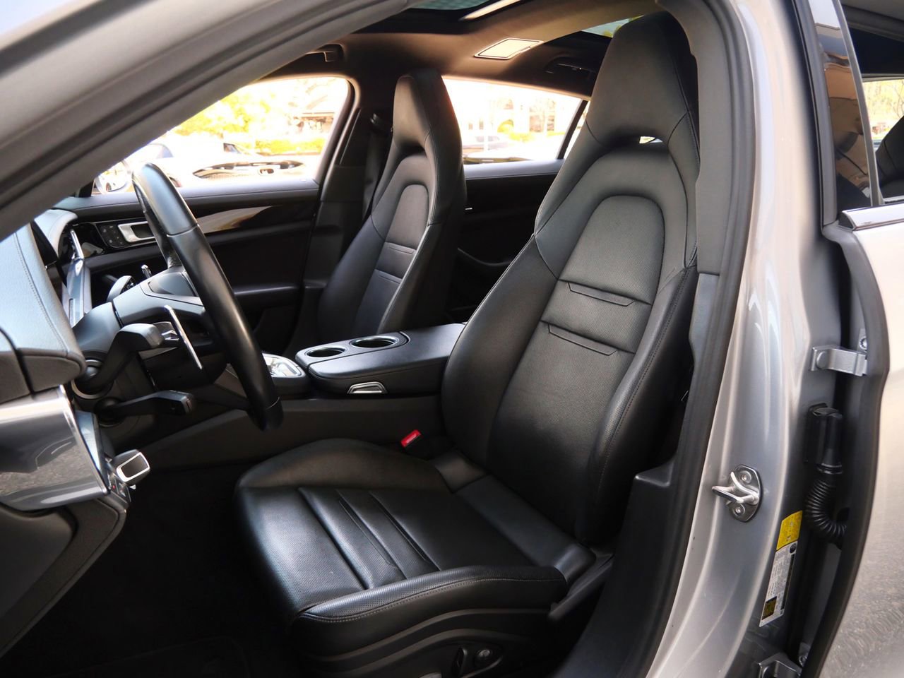 Used 2022 Porsche Panamera 4 Executive w/ Sport Chrono Package image 19