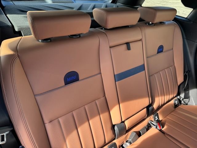 Used 2025 MINI Cooper Countryman S w/ Comfort Package Max image 31