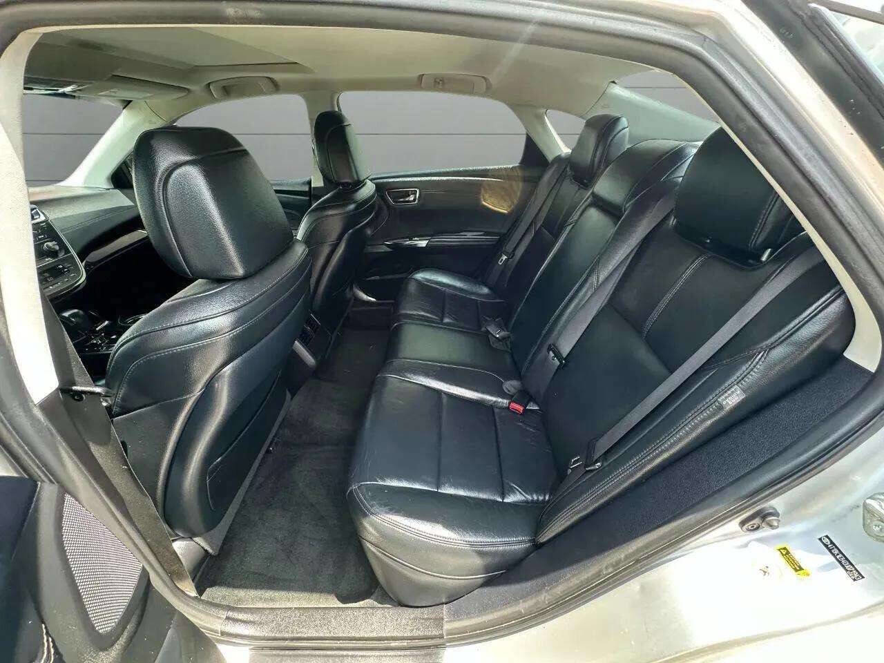 Used 2013 Toyota Avalon XLE Touring image 36