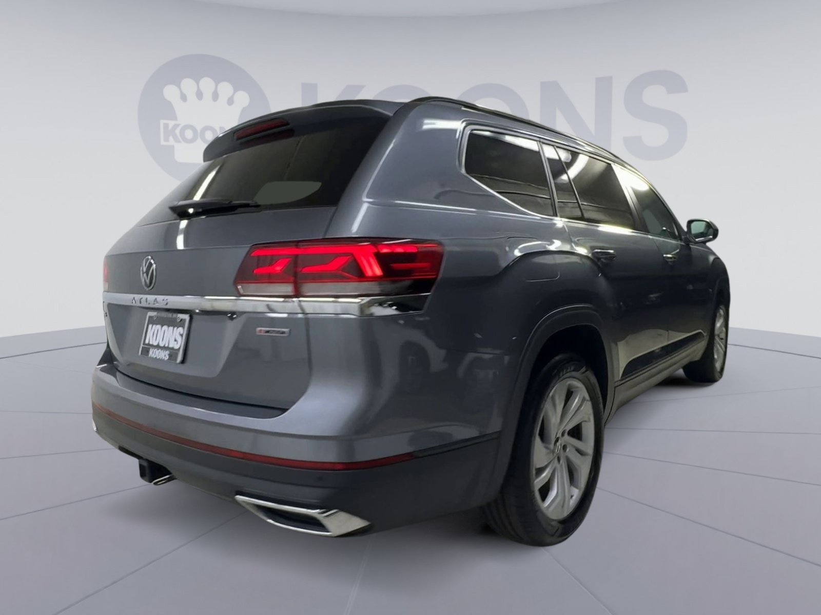 Used 2022 Volkswagen Atlas SE w/ Panoramic Sunroof Package AWD/4WD image 11
