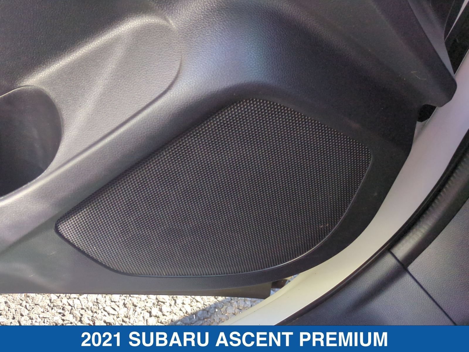 Used 2021 Subaru Ascent Premium w/ Convenience Package AWD/4WD image 14