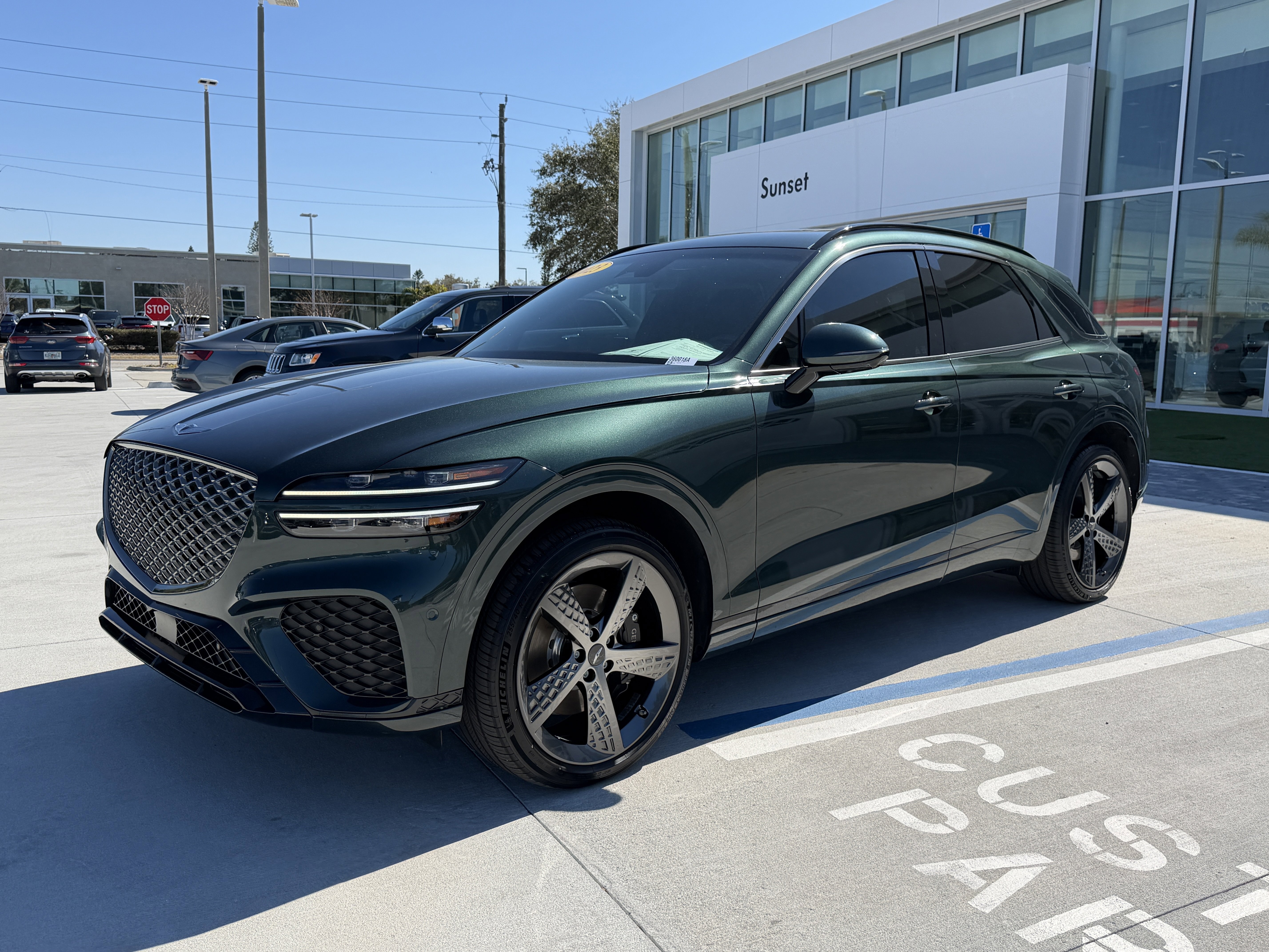 Used 2023 Genesis GV70 2.5T w/ Sport Prestige Package image 7