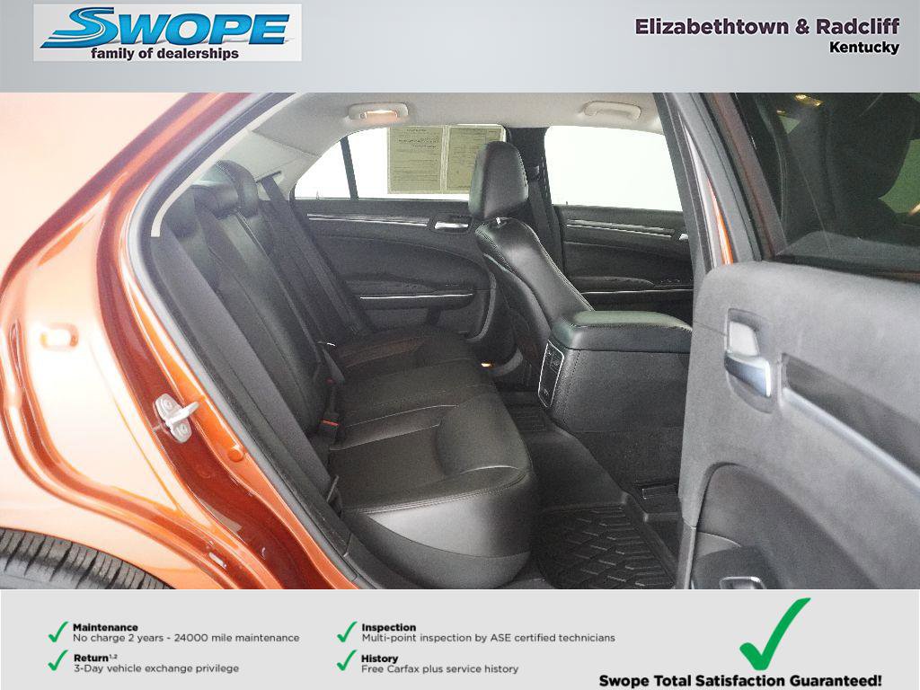 Certified 2021 Chrysler 300 Touring L image 9