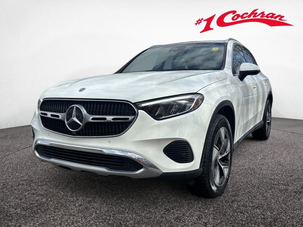 Used 2024 Mercedes-Benz GLC 300 4MATIC image 27