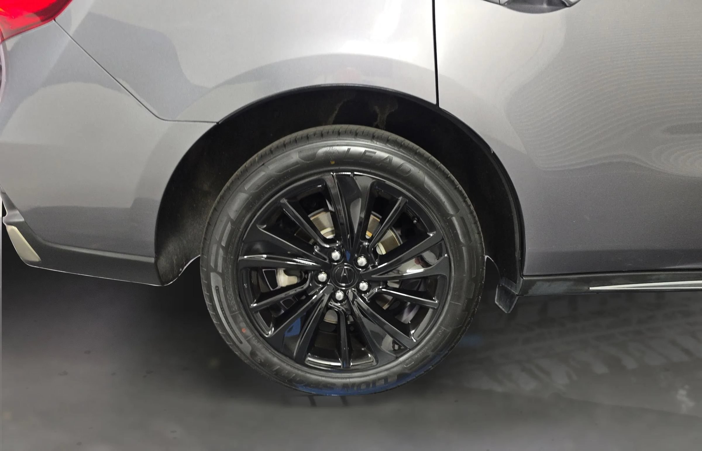 Used 2020 Acura MDX FWD w/ Technology Package image 18