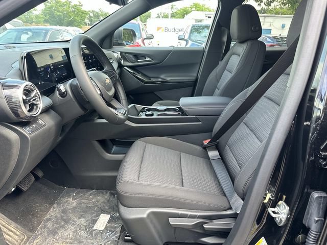 New 2026 Chevrolet Equinox LT w/ Safety and Technology Package FWD image 8