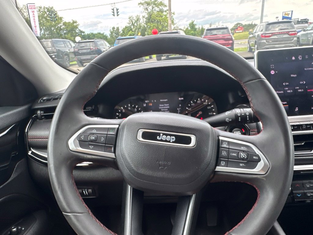 Used 2022 Jeep Compass Trailhawk AWD/4WD image 28